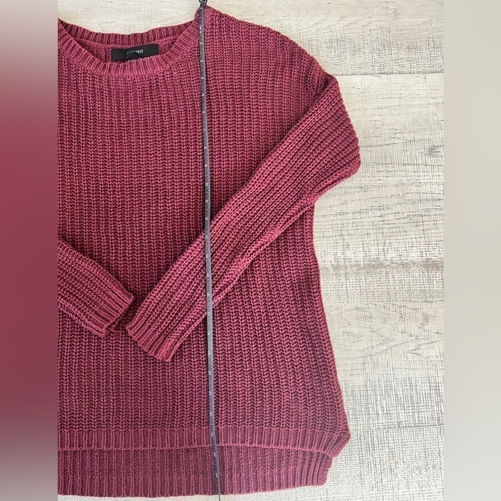 Forever21 Red Heavy Knitted Long Sleeve Sweater Size Medium - Picture 10 of 10